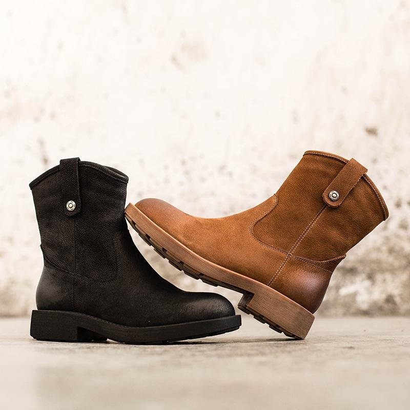 Dwarves Chunky Heel Short Plush Lined Leather Short Boots For Winer Snow Boots in Black / Coffee - Image 10