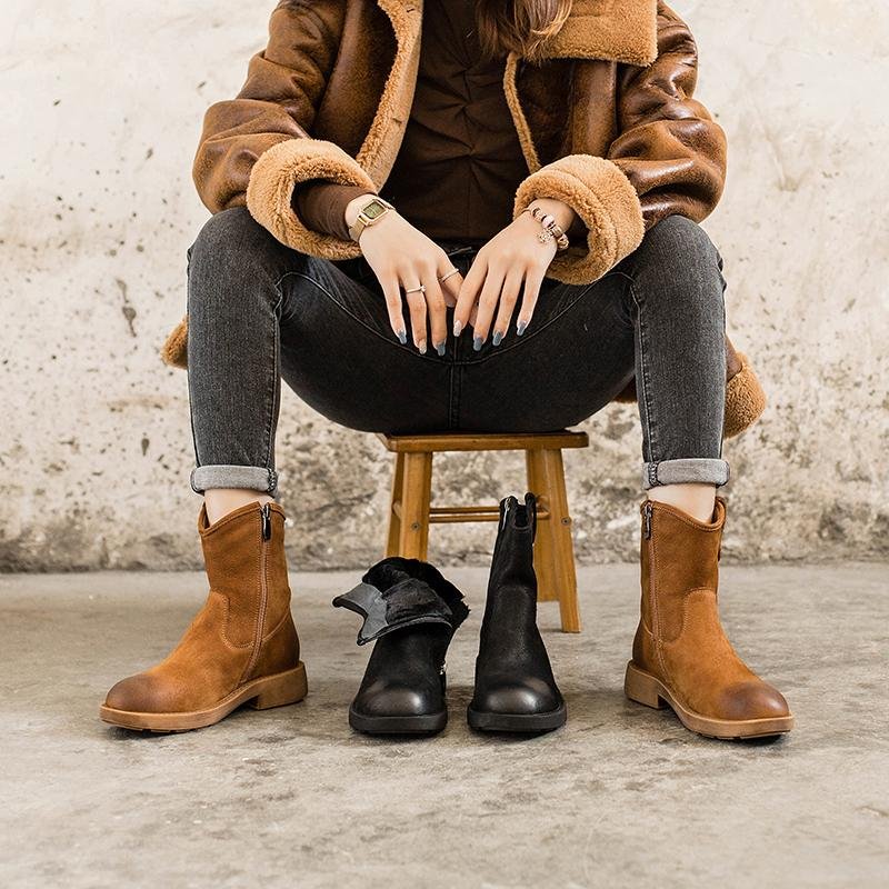 Dwarves Chunky Heel Short Plush Lined Leather Short Boots For Winer Snow Boots in Black / Coffee - Image 6