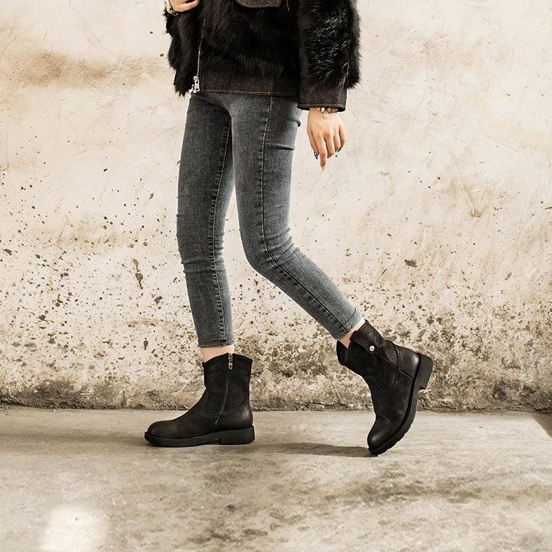 Dwarves Chunky Heel Short Plush Lined Leather Short Boots For Winer Snow Boots in Black / Coffee - Image 9