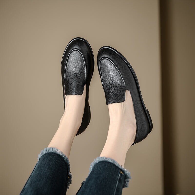 Minimalist Women's Cow Leather Flats Slip On Casual Loafers in White/Black - Image 7